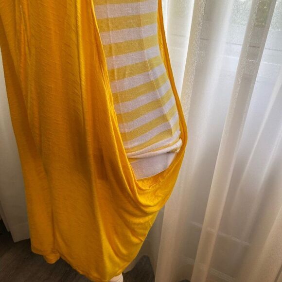 American Dream Yellow Tank Top Raceback Top SZ S - Picture 6 of 10